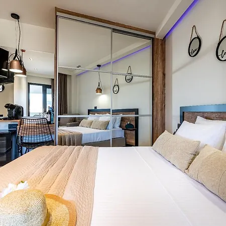 Lägenhet Moon Boutique - Ultra Luxury With Pool, Perfect For Fun And Relaxation By Mana Gers