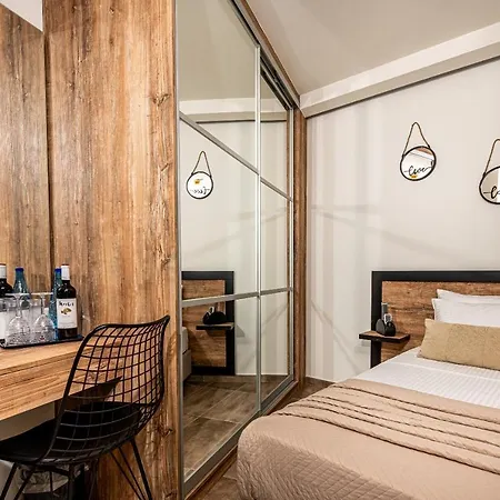Moon Boutique - Ultra Luxury With Pool, Perfect For Fun And Relaxation By Mana Gers Lägenhet Laganas