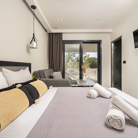 Moon Boutique - Ultra Luxury With Pool, Perfect For Fun And Relaxation By Mana Gers