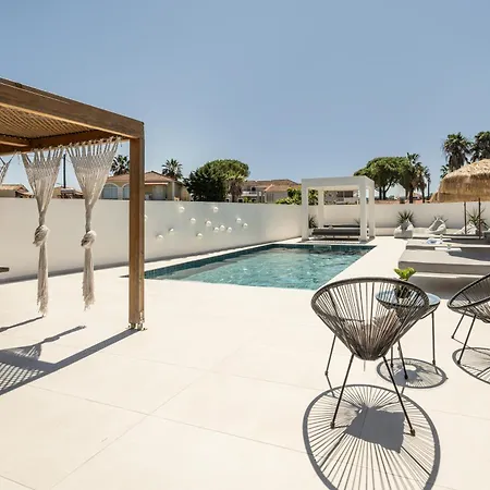 Moon Boutique - Ultra Luxury With Pool, Perfect For Fun And Relaxation By Mana Gers Διαμέρισμα