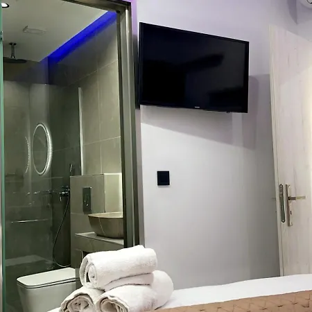 Moon Boutique - Ultra Luxury With Pool, Perfect For Fun And Relaxation By Mana Gers شقة