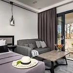 Moon Boutique - Ultra Luxury With Pool, Perfect For Fun And Relaxation By Mana Gers