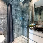 Moon Boutique - Ultra Luxury With Pool, Perfect For Fun And Relaxation By Mana Gers Apartament *
