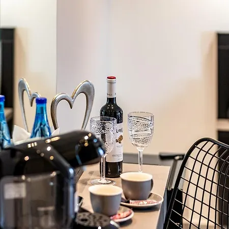 Moon Boutique - Ultra Luxury With Pool, Perfect For Fun And Relaxation By Mana Gers Apartament Laganas