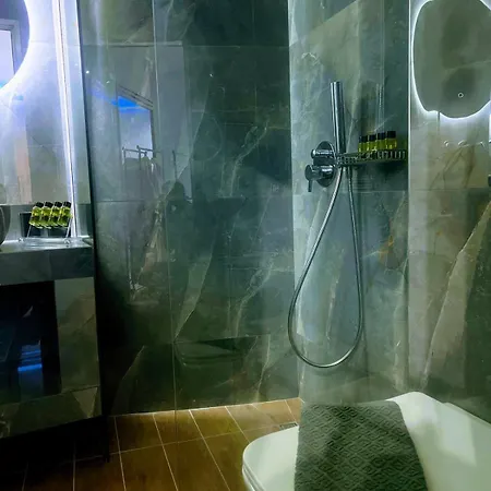 Apartament Moon Boutique - Ultra Luxury With Pool, Perfect For Fun And Relaxation By Mana Gers *