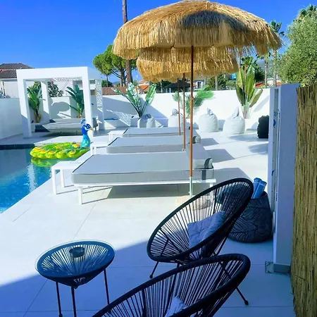 Moon Boutique - Ultra Luxury With Pool, Perfect For Fun And Relaxation By Mana Gers Apartament Laganas