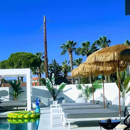 Moon Boutique - Ultra Luxury With Pool, Perfect For Fun And Relaxation By Mana Gers Apartament Laganas