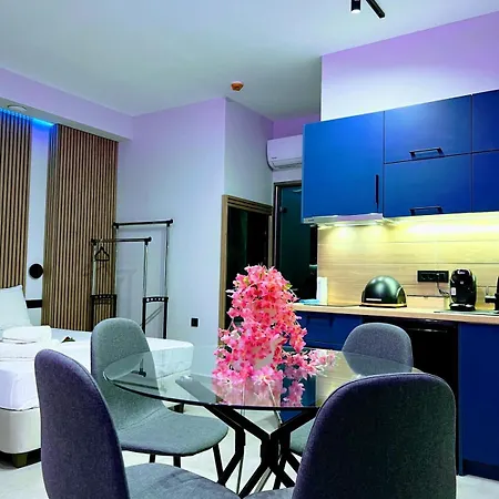 Apartament Moon Boutique - Ultra Luxury With Pool, Perfect For Fun And Relaxation By Mana Gers Laganas