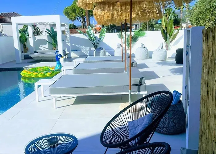 Moon Boutique - Ultra Luxury With Pool, Perfect For Fun And Relaxation By Mana Gers Апартаменты Лаганас