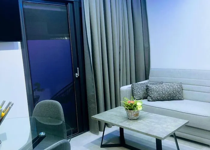 Апартаменты Moon Boutique - Ultra Luxury With Pool, Perfect For Fun And Relaxation By Mana Gers *