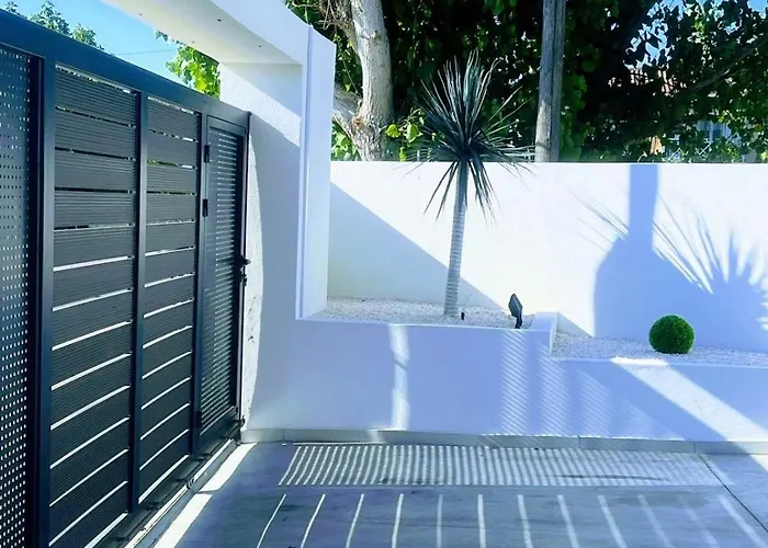 Moon Boutique - Ultra Luxury With Pool, Perfect For Fun And Relaxation By Mana Gers Апартаменты