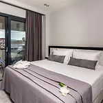 Appartement Moon Boutique - Ultra Luxury With Pool, Perfect For Fun And Relaxation By Mana Gers Laganas