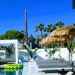 Moon Boutique - Ultra Luxury With Pool, Perfect For Fun And Relaxation By Mana Gers Appartement Laganas