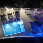 Lejlighed Moon Boutique - Ultra Luxury With Pool, Perfect For Fun And Relaxation By Mana Gers *