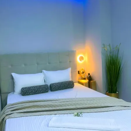 Moon Boutique - Ultra Luxury With Pool, Perfect For Fun And Relaxation By Mana Gers アパート *