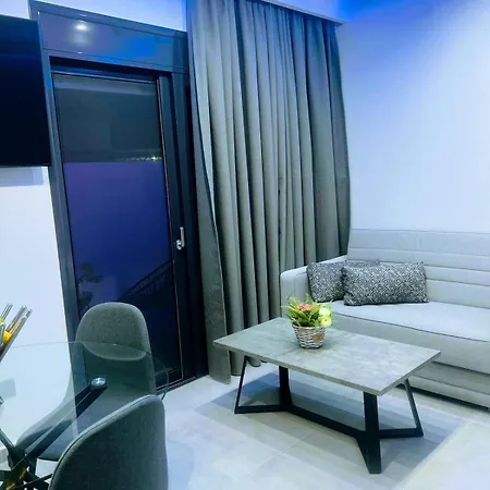 アパート Moon Boutique - Ultra Luxury With Pool, Perfect For Fun And Relaxation By Mana Gers *