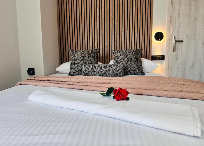 Appartamento Moon Boutique - Ultra Luxury With Pool, Perfect For Fun And Relaxation By Mana Gers *