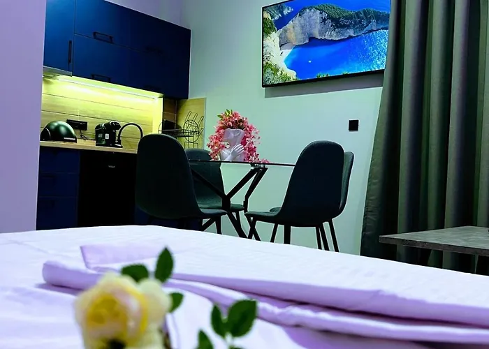 Moon Boutique - Ultra Luxury With Pool, Perfect For Fun And Relaxation By Mana Gers * Laganas